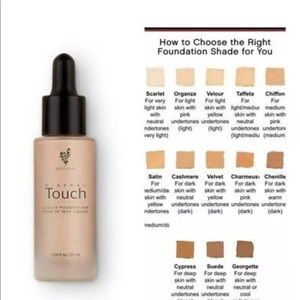 Younique Liquid Touch Foundation. Scarlet